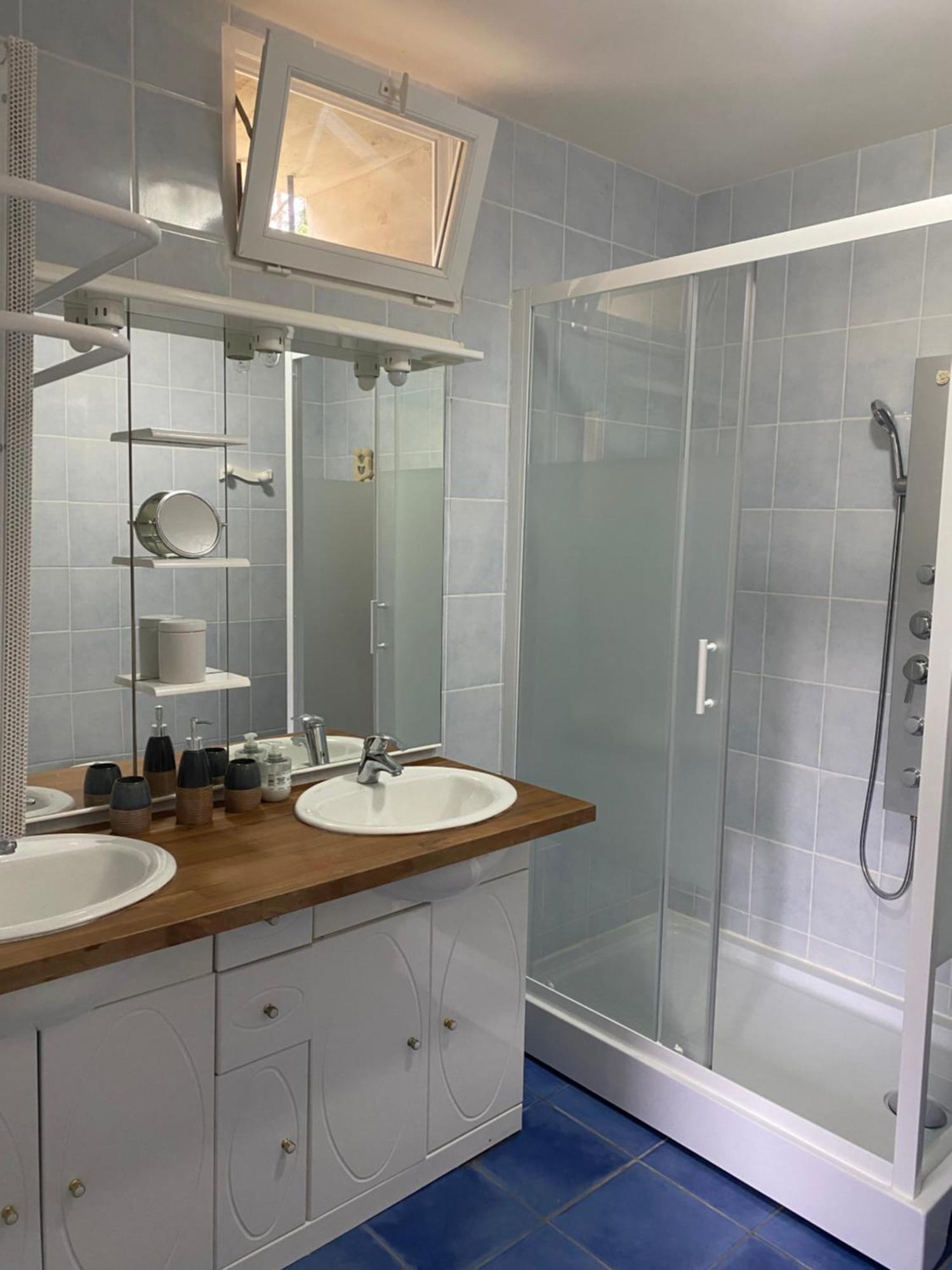 La Bastide Bed & Breakfast Armous-et-Cau Ngoại thất bức ảnh